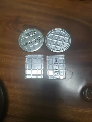 Μηχανή πλήρωσης υγρού καλλυντικών καψουλών 380V 50Hz Αυτόματη ανθεκτική