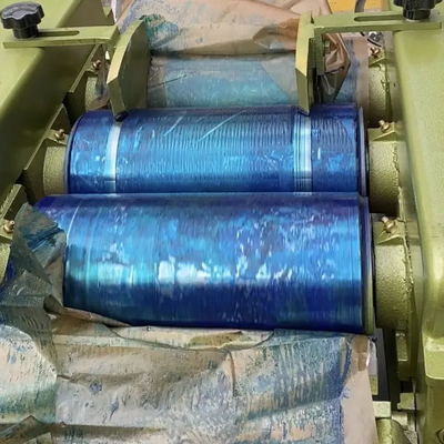 SUS304L 1000 kg/h ξεραίνει την αποδοτική μηχανή μύλων τριών ρόλων μηχανών μίξης σκονών